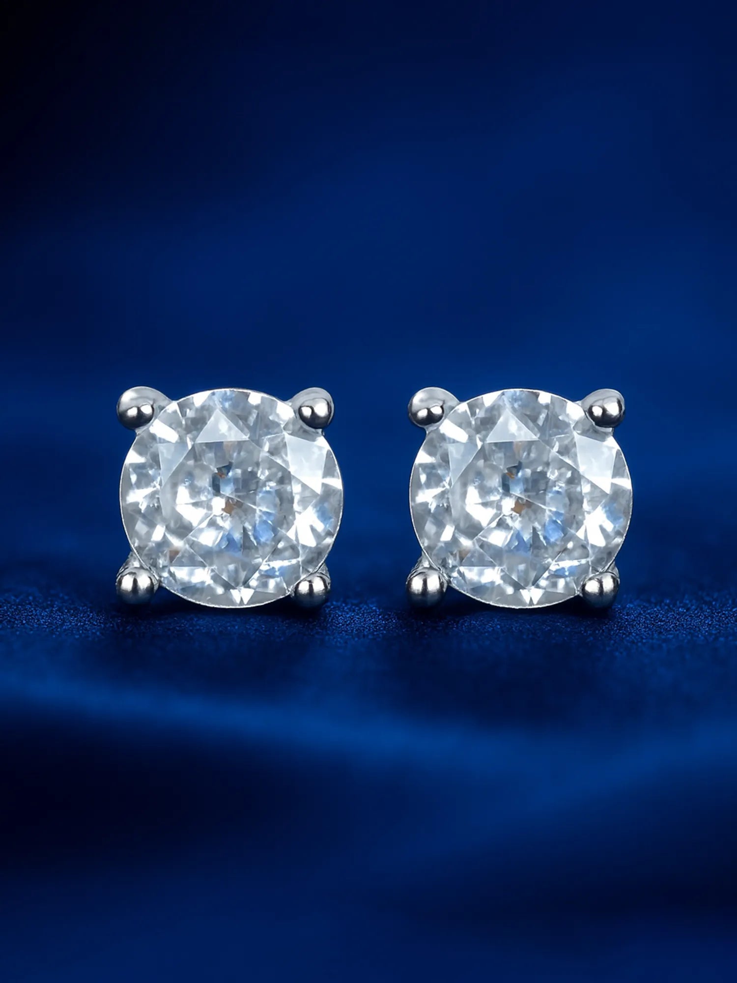Sylvexia Silver Classic Round Solitaire Crystal Stud Earrings