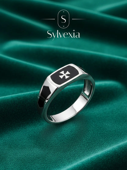 Sylvexia Men’s Silver Square Diamond Ring Classic Statement Ring