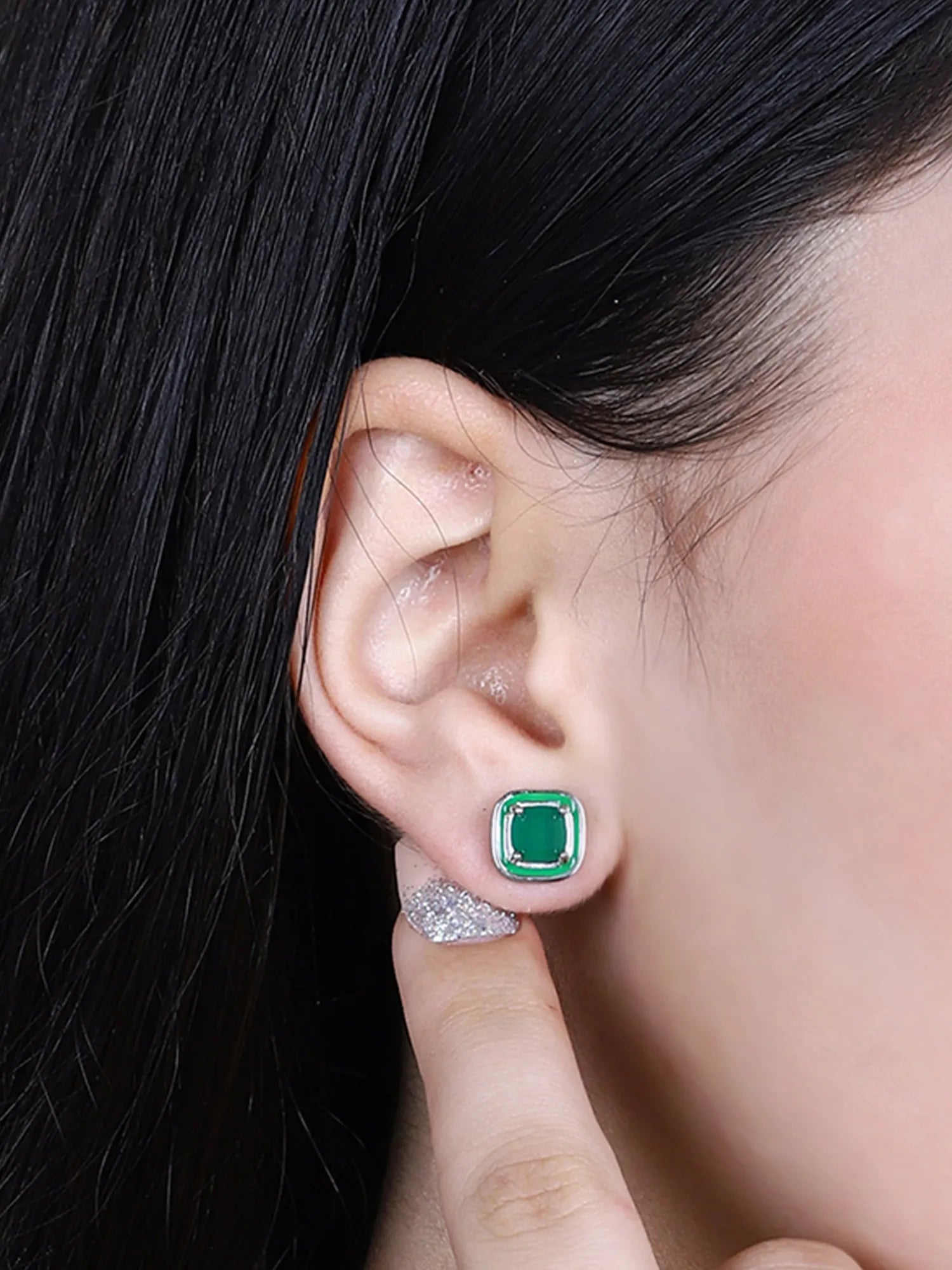 Sylvexia Emerald Green Square Stud Earrings
