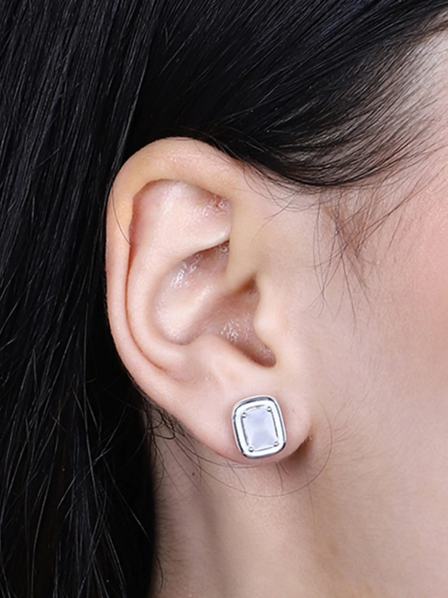 Sylvexia Silver Rectangular Minimal Stud Earrings
