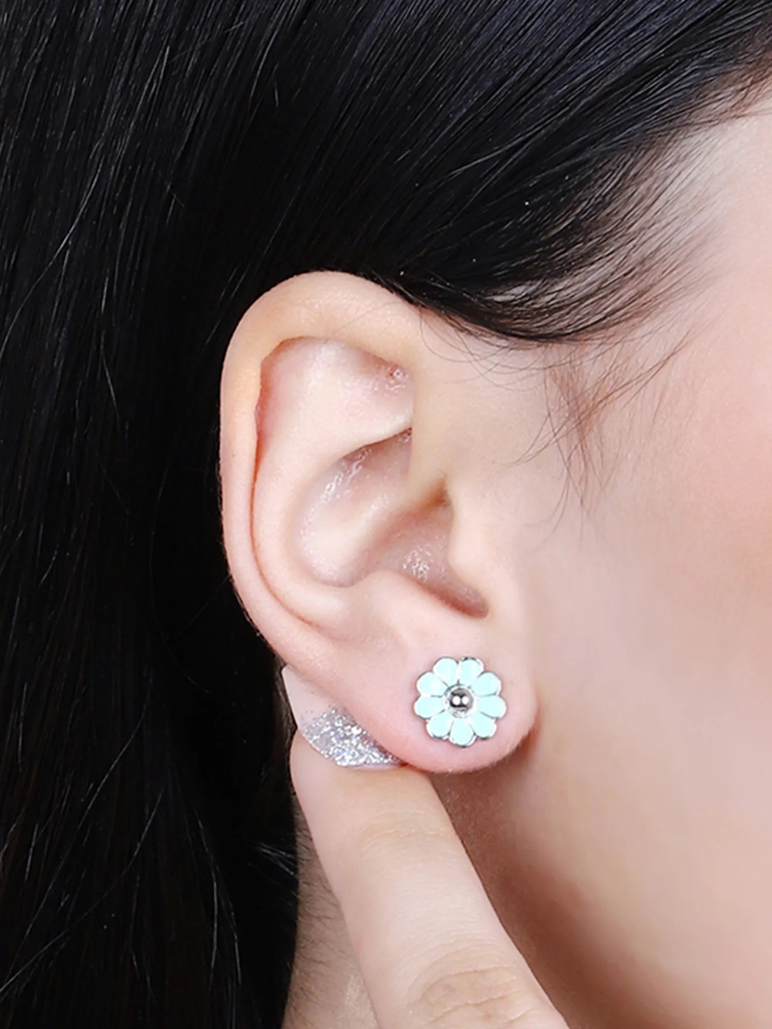 Sylvexia Silver Blue Daisy Stud Earrings