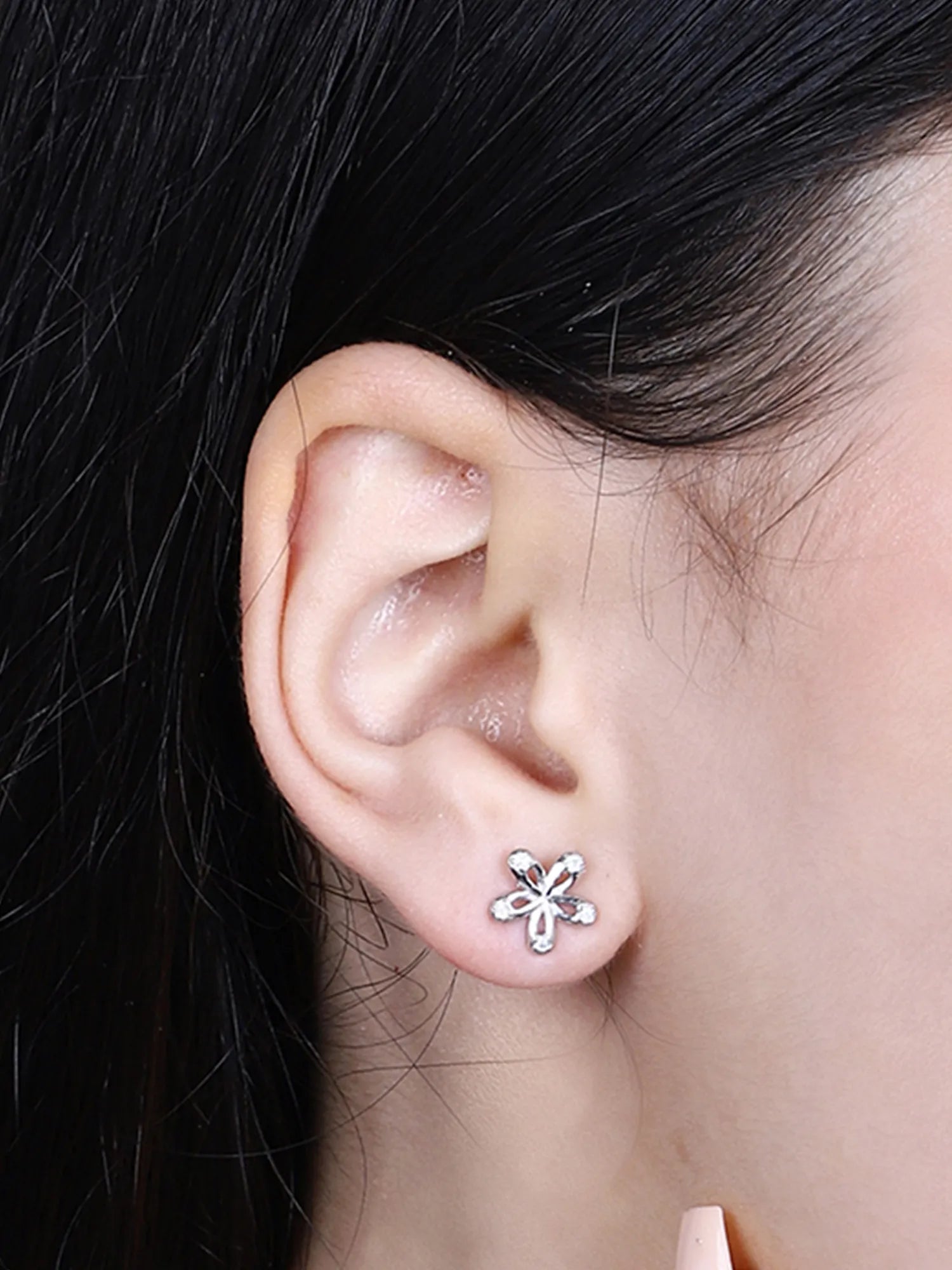 Sylvexia Silver Floral Crystal Stud Earrings