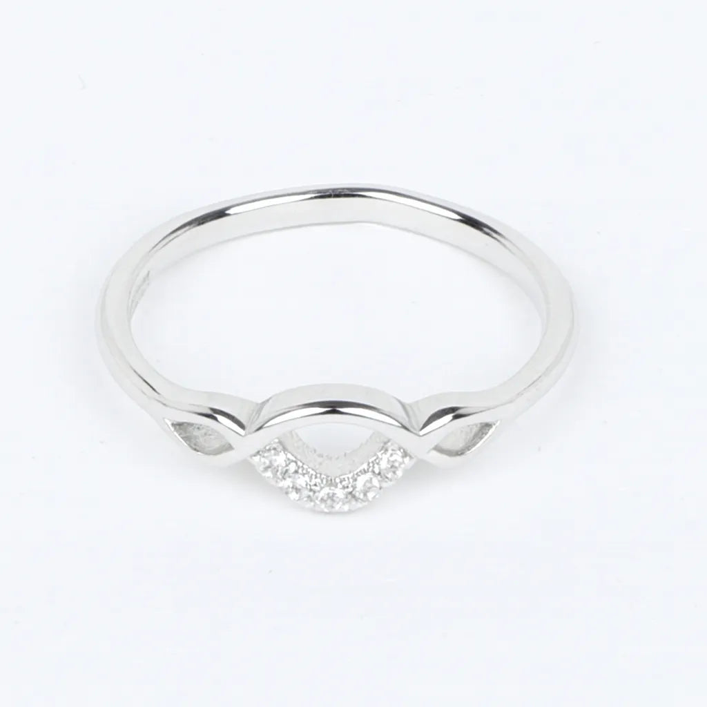 925 Sterling Silver Wave Crystal Ring for Women Minimal Elegant Design