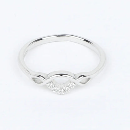 925 Sterling Silver Wave Crystal Ring for Women Minimal Elegant Design