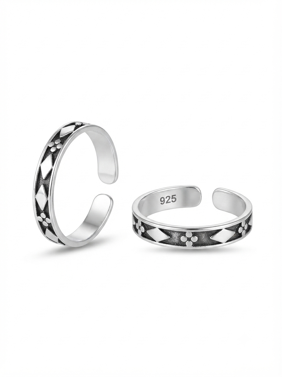SYLVEXIA 925 Sterling Silver Oxidized Geometric Adjustable Toe Ring