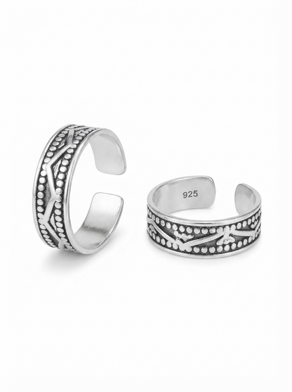SYLVEXIA 925 Sterling Silver Oxidized Pattern Adjustable Toe Ring