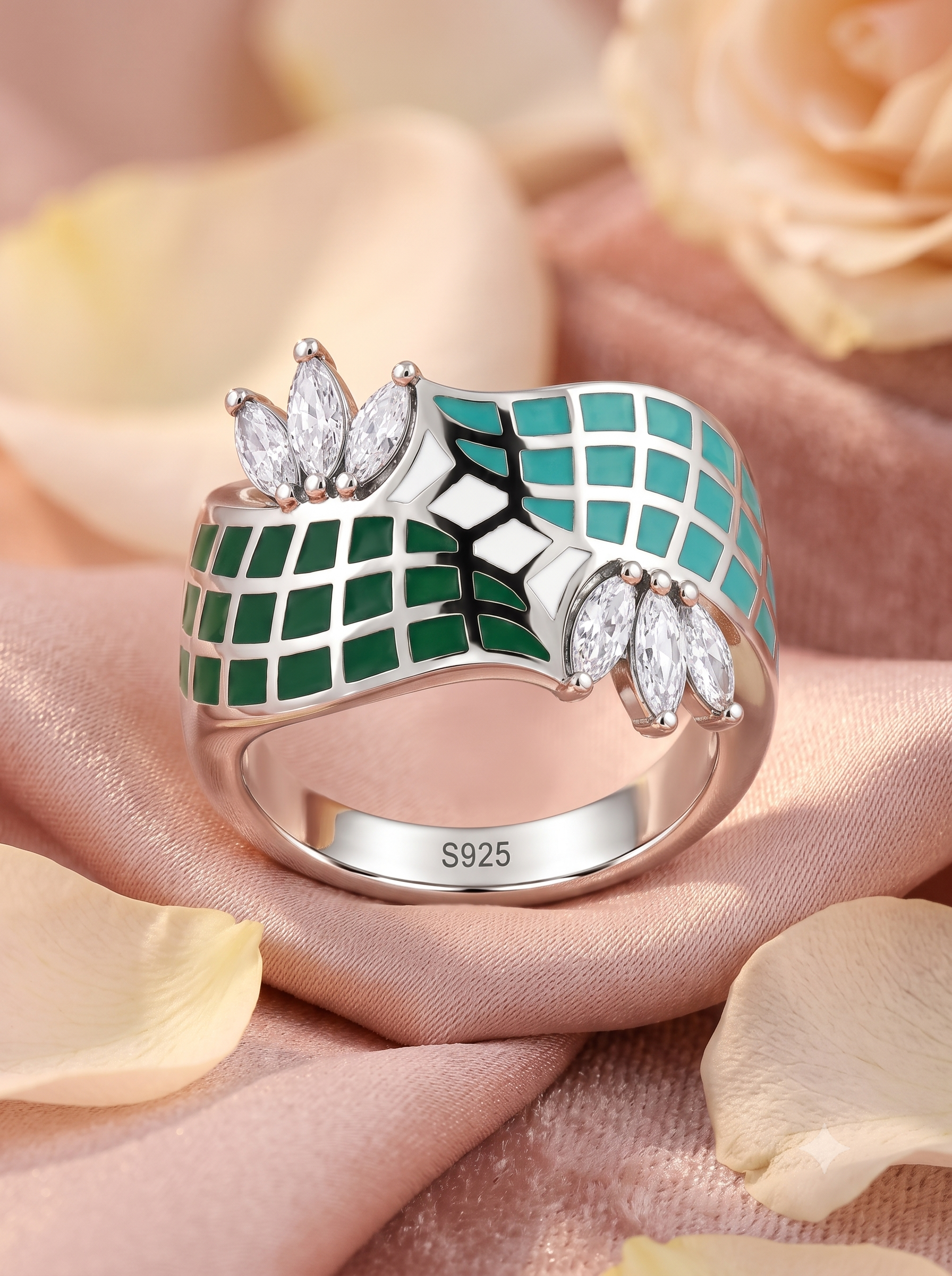 SYLVEXIA 925 Sterling Silver Green Enamel CZ Floral Ring