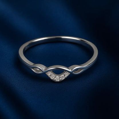 925 Sterling Silver Wave Crystal Ring for Women Minimal Elegant Design