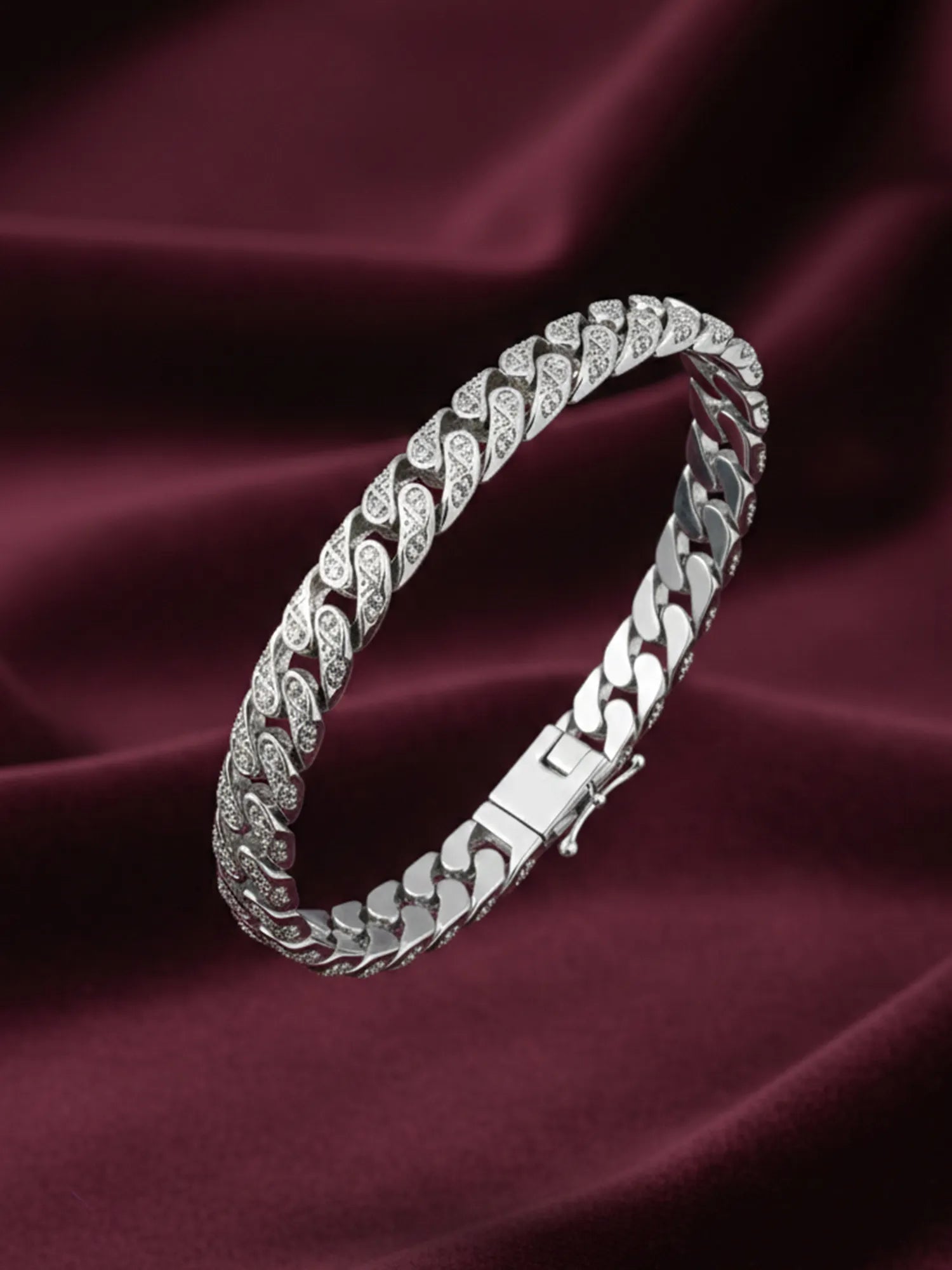 Sylvexia Men’s Silver Textured Chain Bracelet