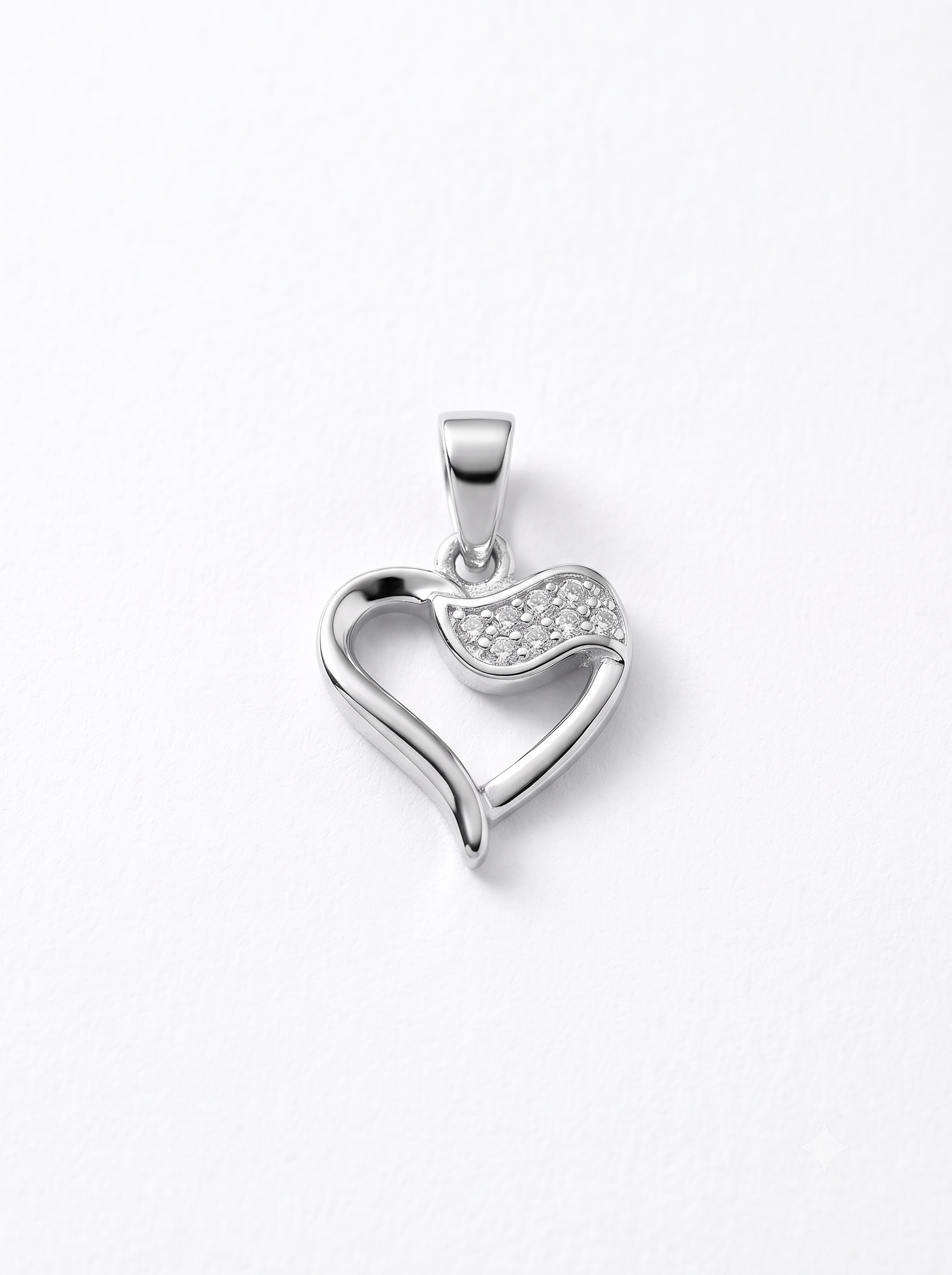 SYLVEXIA 925 Sterling Silver Dainty Heart CZ Pendant for Women