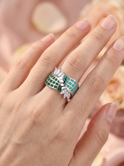 SYLVEXIA 925 Sterling Silver Green Enamel CZ Floral Ring
