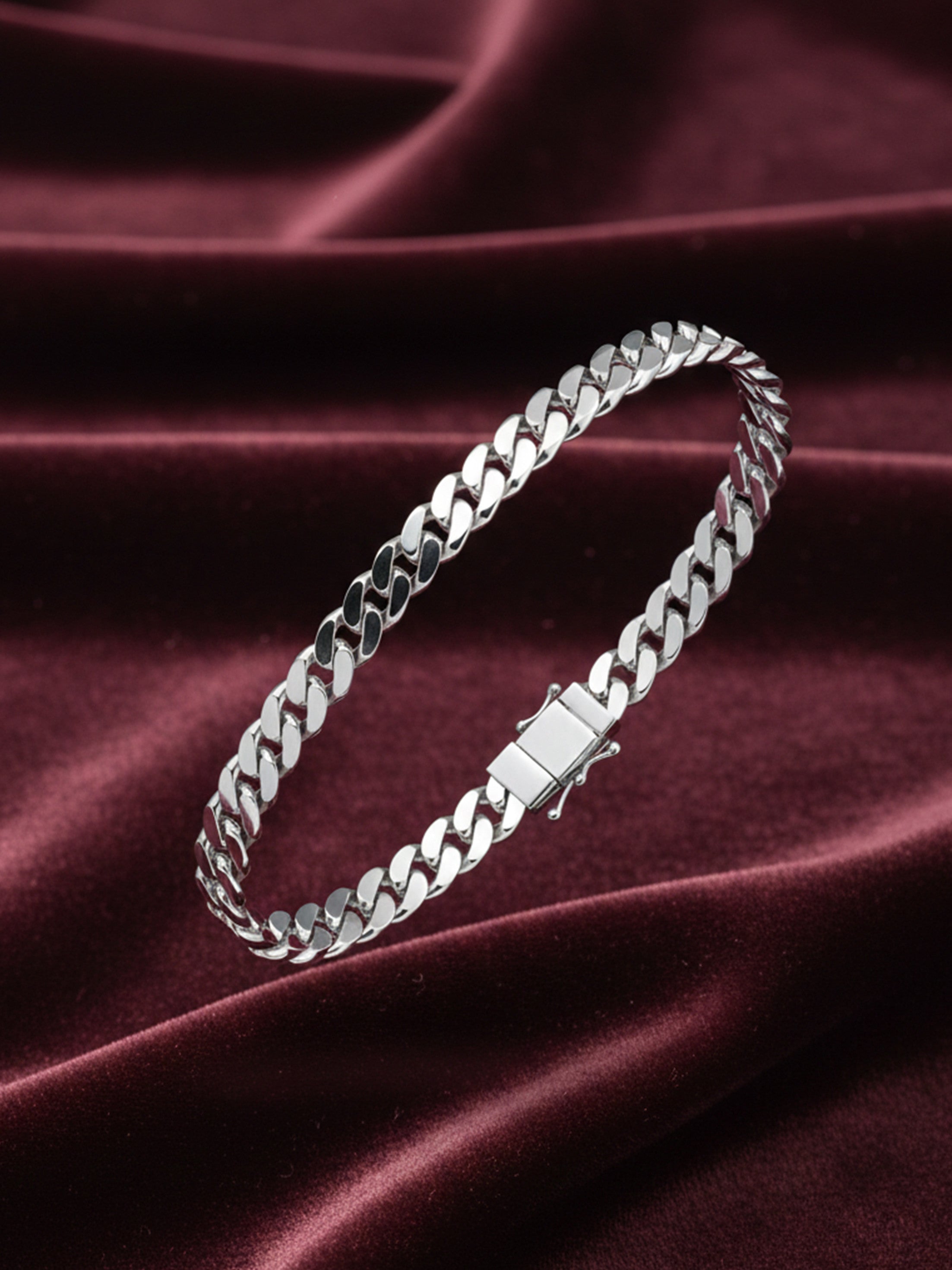 Men Fine silver Polished Bracelet
